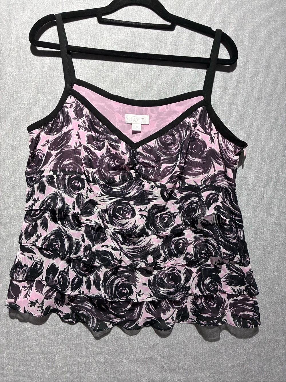 Ann Taylor LOFT Vintage Y2K Pink Black Floral Tiered Ruffle Cami Tank Top 14